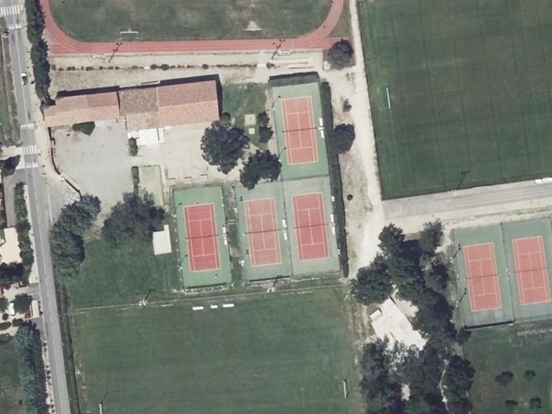 Vue aérienne de Complexe Sportif Mas Precatori