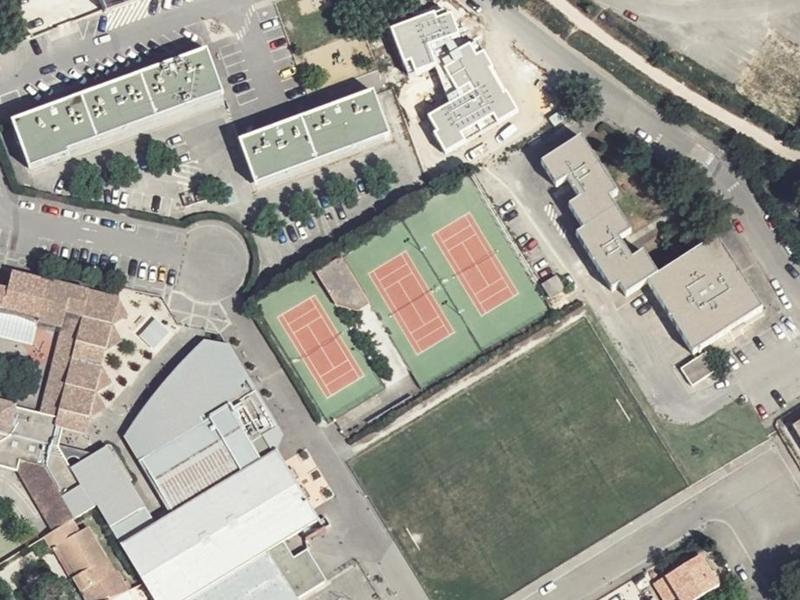 Vue aérienne de Tennis de Noves